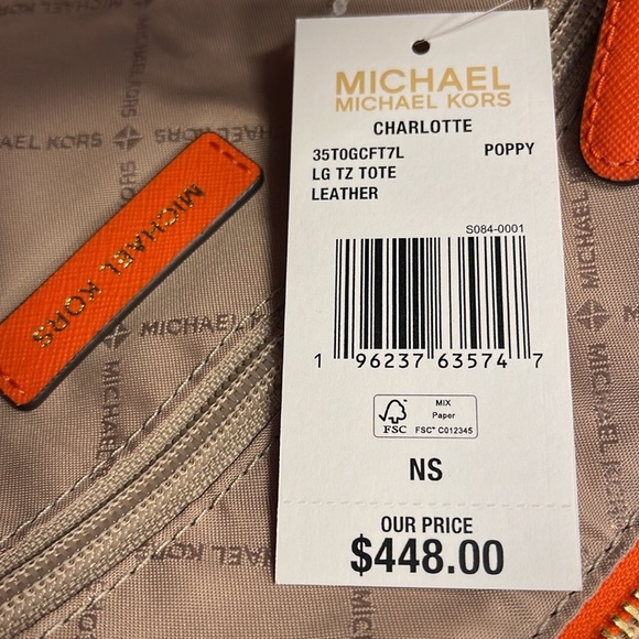 MICHAEL KORS
Jet Set Large Crossgrain Leather Top-Zip Charlotte Tote Shoulder - Picture 5 of 16